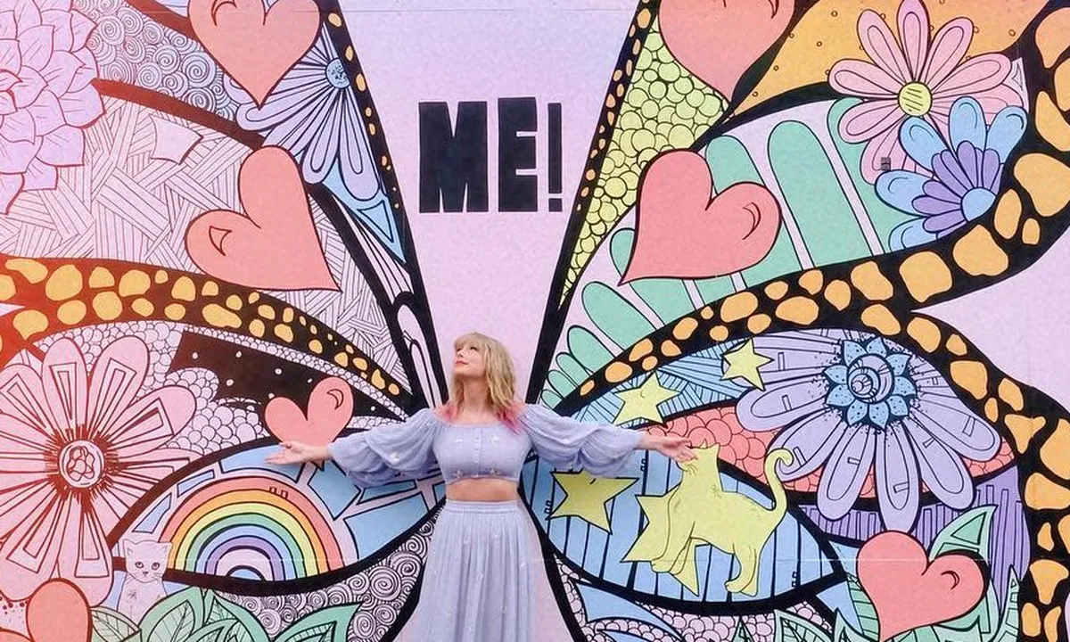 Easter Eggs Taylor Swift di Video Klip 'Me', Beri Kode Apa Saja Kali Ini?