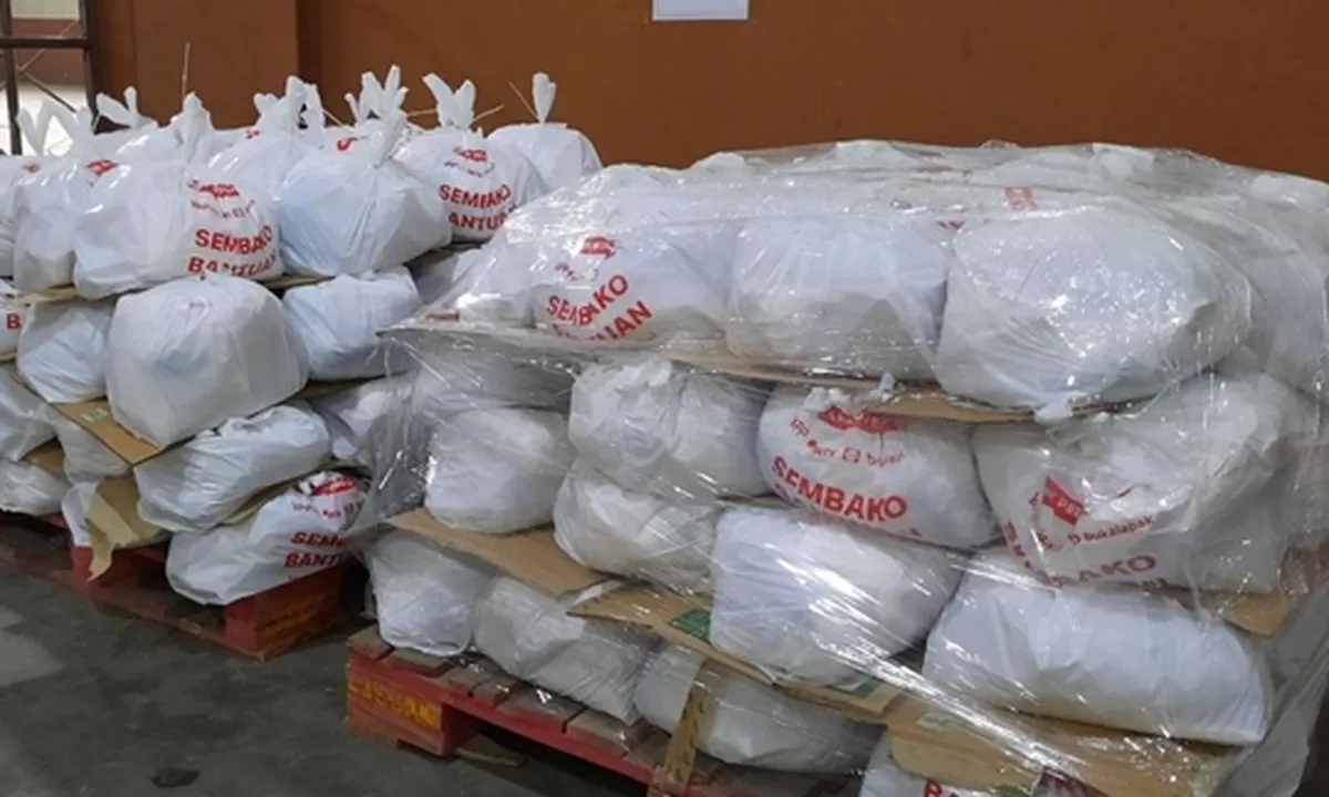 EMTEK Peduli Corona Salurkan 10.000 Paket Sembako Melalui Bukalapak