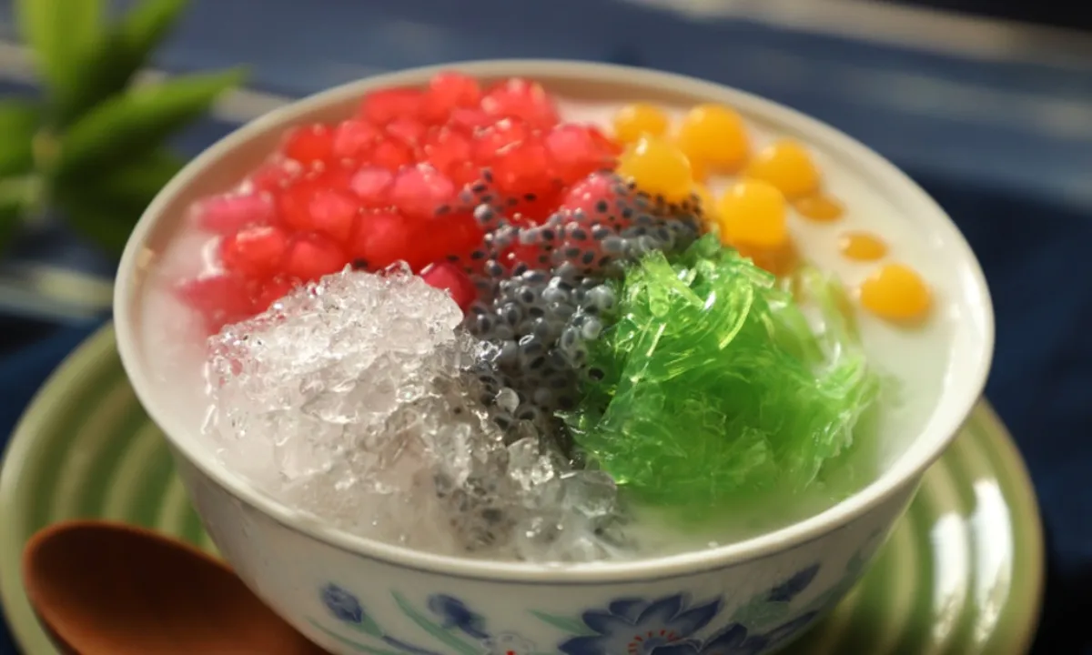 Enak Diminum Siang-Malam, Cobain Segarnya Minuman Khas Malang Ini!