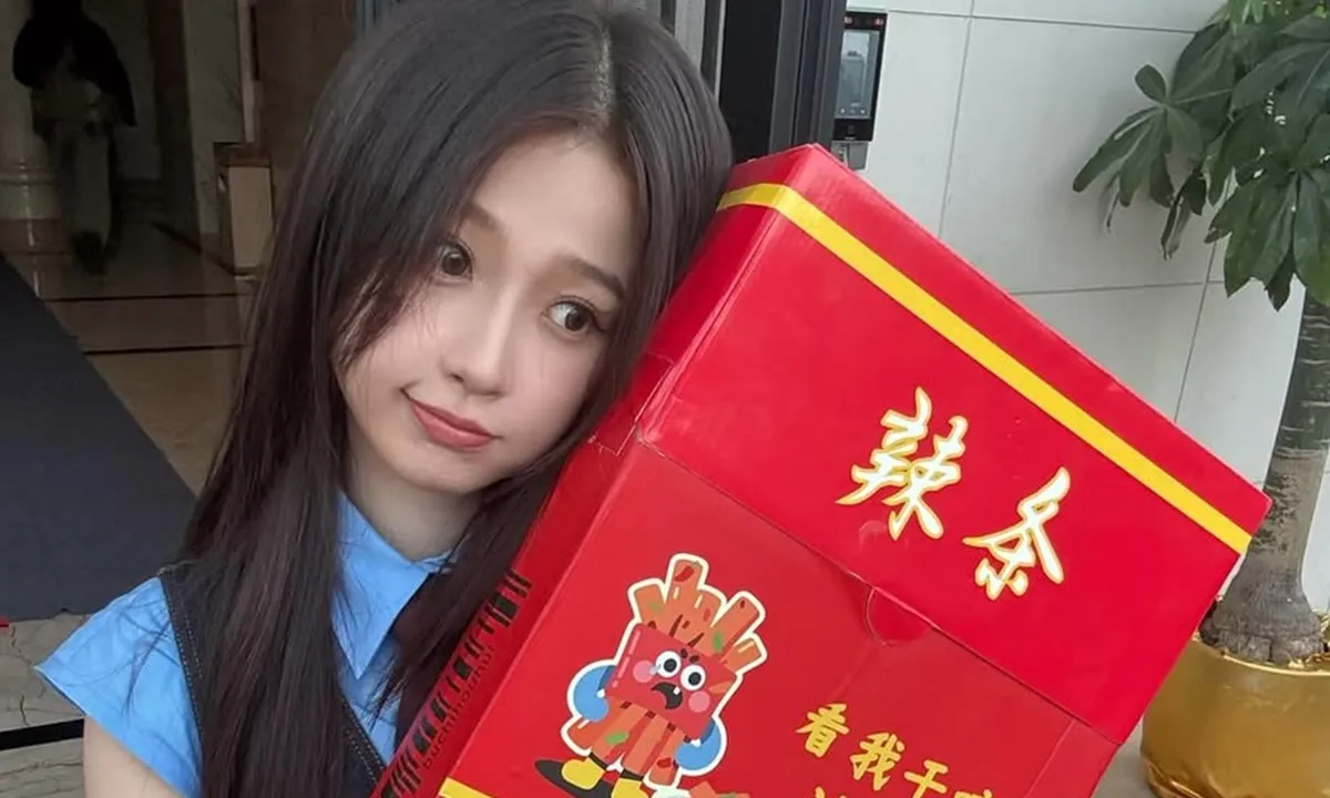 Esther Yu Shuxin Keluar Agensi Huace, Kontrak Berakhir Secara Normal