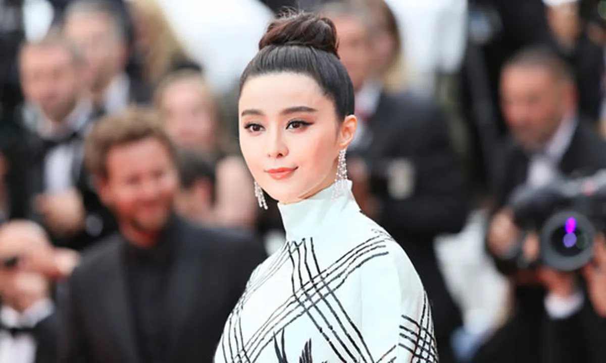 Fan Bingbing - Li Chen Tunda Pernikahan Gara-Gara Skandal Pajak?