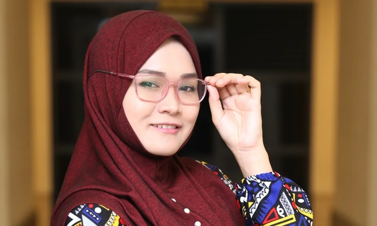 Fauziah, Kontestan DAA4 Yang Pandai Bermain Gambus Sambil Berdendang