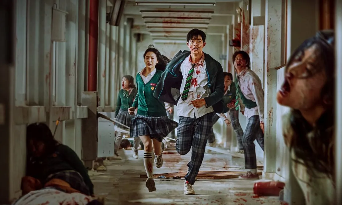 Bukan Cuma TRAIN TO BUSAN, 11 Film dan Drama Zombie Korea Ini Punya Twist Bikin Merinding - Hati-Hati Gak Bisa Tidur