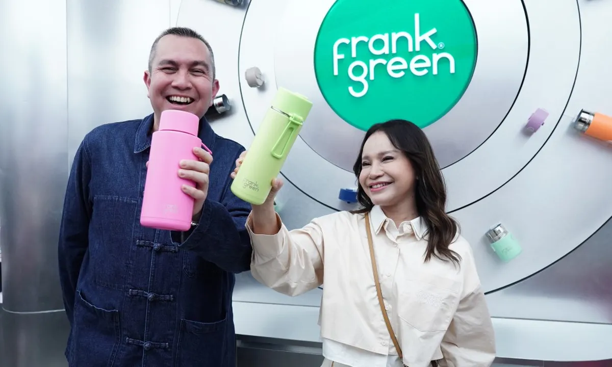 frank green Buka Experience Store Perdana di Plaza Indonesia