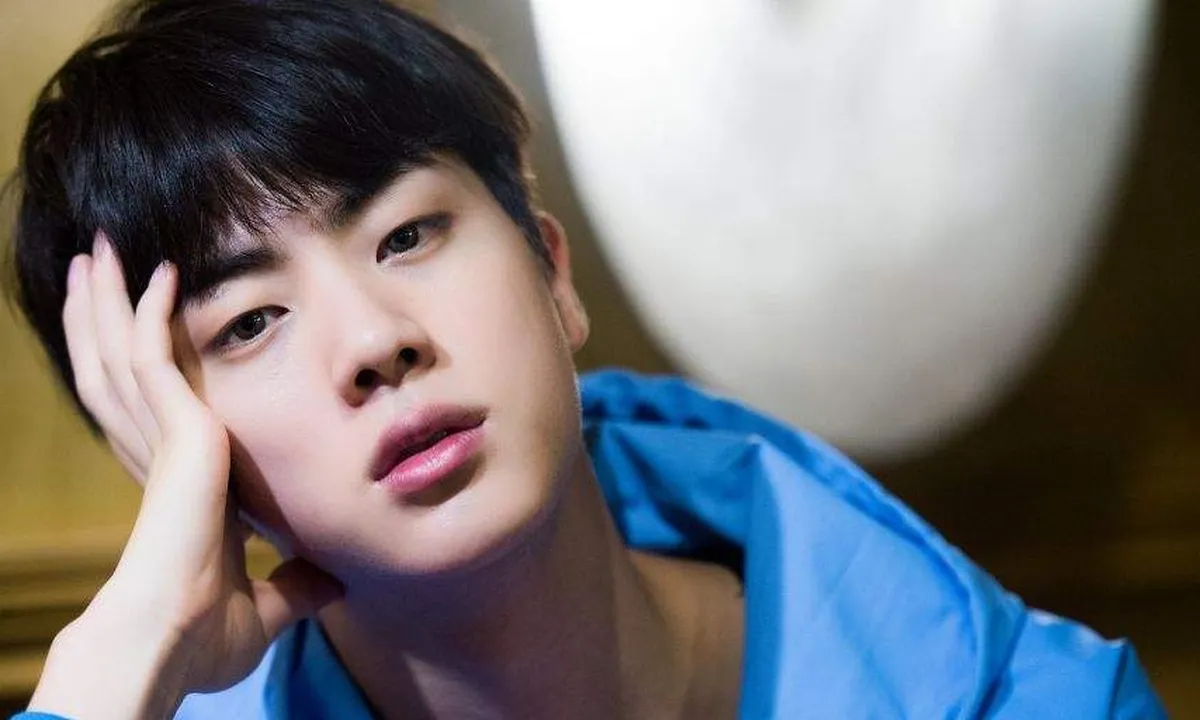 Gara-gara Ini Fans Minta Jin BTS Main Drama