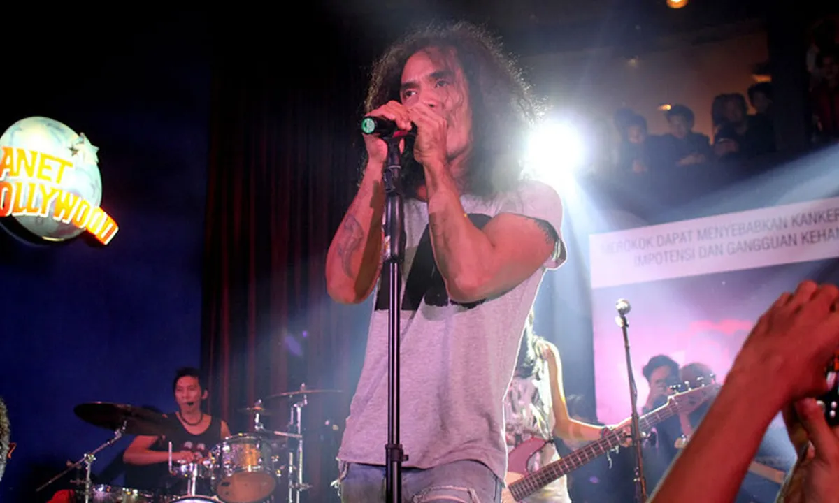 Gaya Rambut Kaka Slank Dari Masa ke Masa