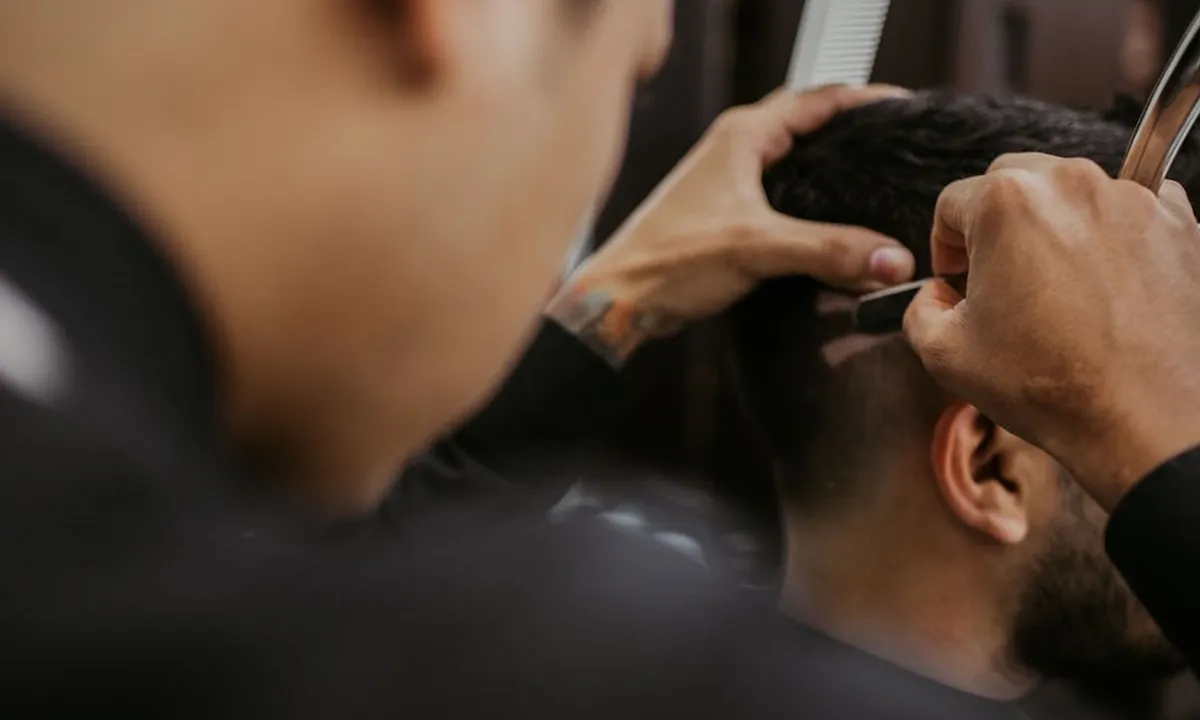 Gaya Rambut Mullet Dari Era Klasik dan Modern yang Ikonik - Tips Styling Serta Cara Perawatan