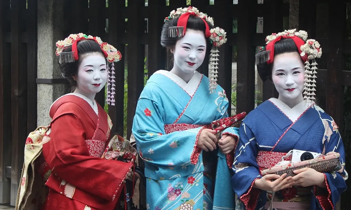 Geisha Adalah: Pengertian, Sejarah, Tingkatan, Hingga Cara Menjadi