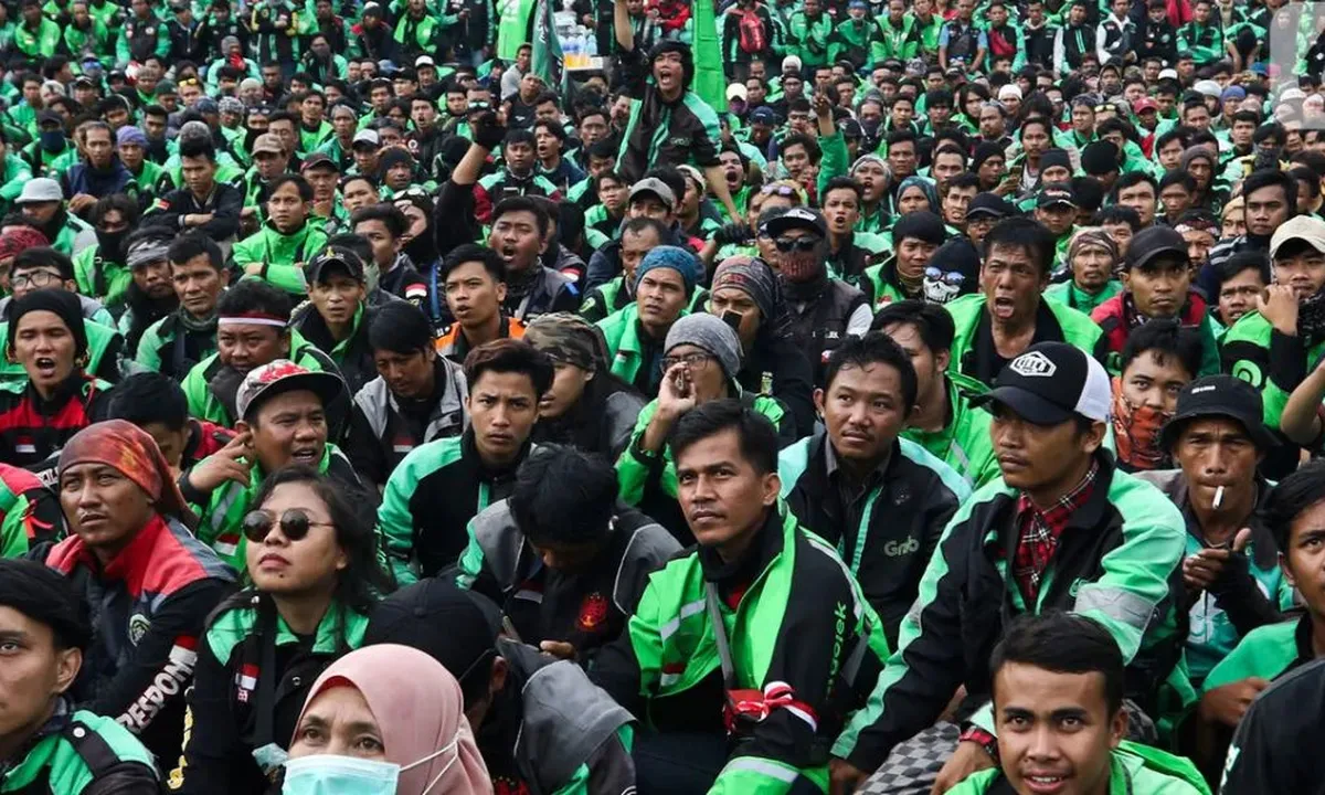 Gojek Berikan THR Tunai untuk Driver Ojol, Simak Nominal dan Syaratnya!
