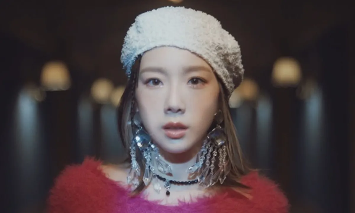 H-1 Comeback, Taeyeon Girls Generation Rilis Teaser Music Video 'What Do I Call You'