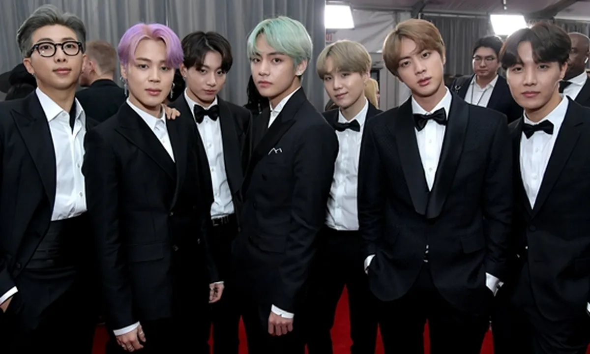 Hadiri Grammy Awards 2019, BTS Pakai Setelan Jas Karya Desainer Korea
