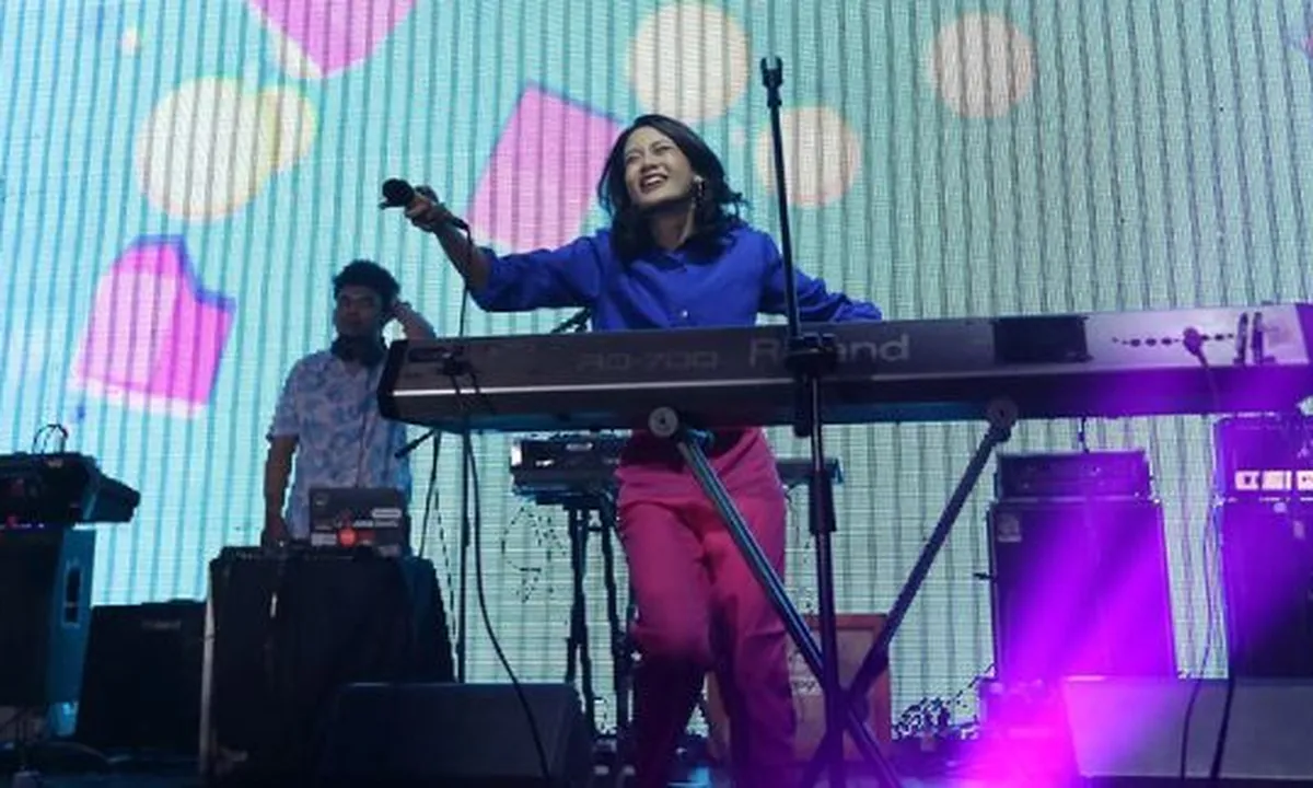 Healing Lewat Konser, Kolaborasi 'Saling Bergandeng' Sukses Digelar
