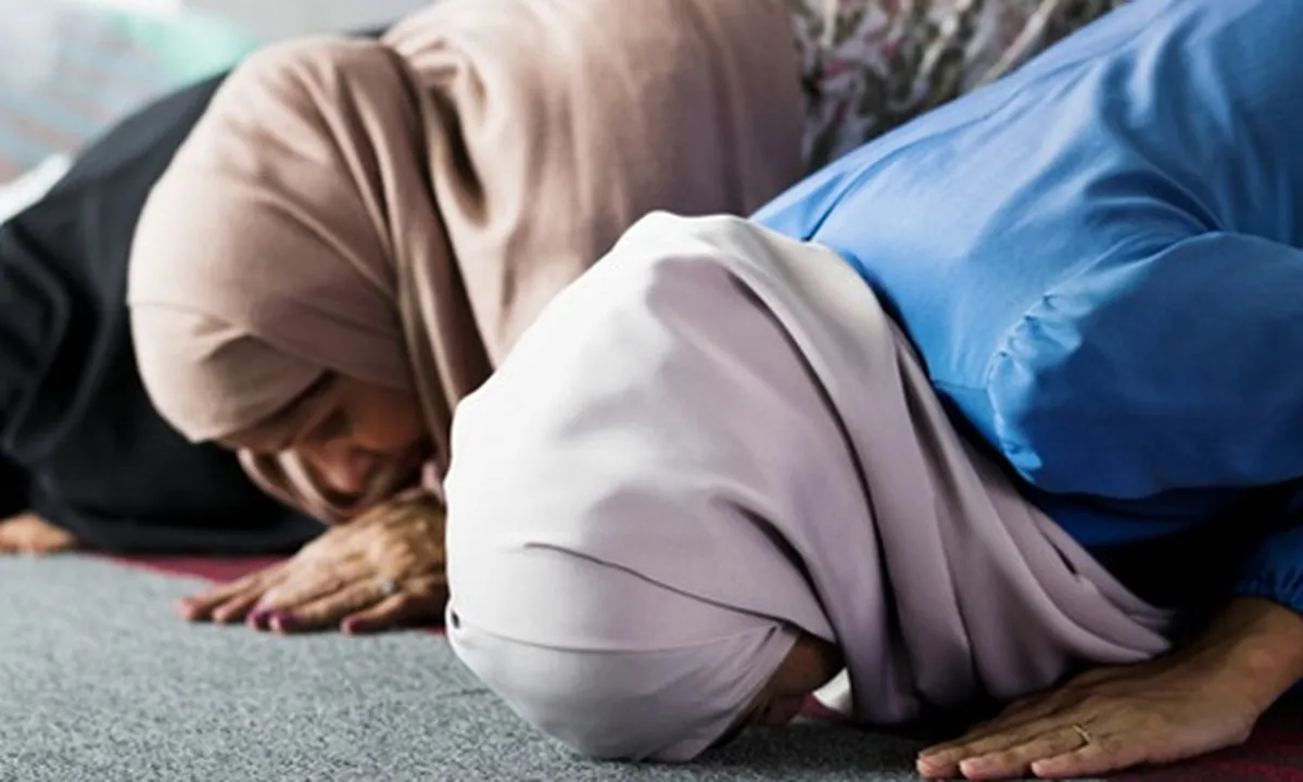 Hukum dan Keutamaan Sholat Berjamaah, Ganjaran Pahala Berkali Lipat