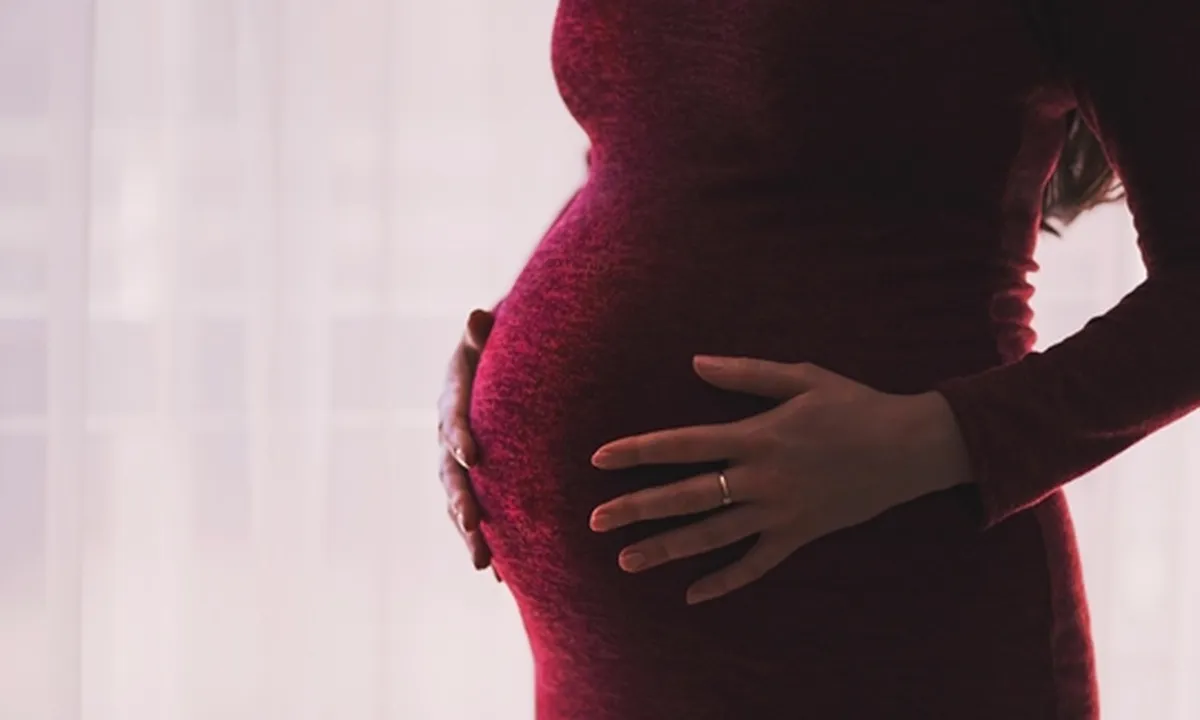 Hukum Puasa Bagi Ibu Hamil dan Menyusui, Ini Penjelasannya