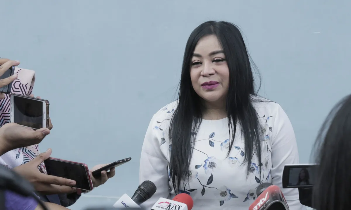 Ibundanya Divonis Hidup Tidak Lama Lagi, Annisa Bahar Sedih