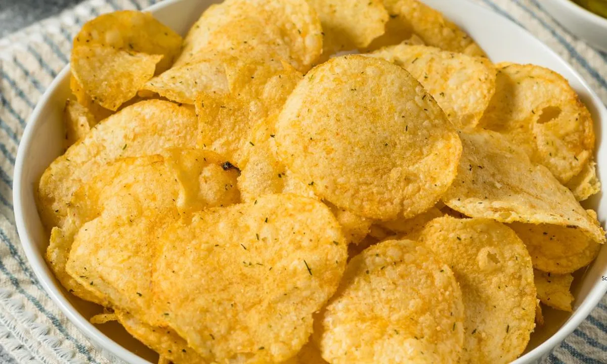 Inilah Trik Membuat Keripik Kentang Gurih dan Garing Seperti di Toko