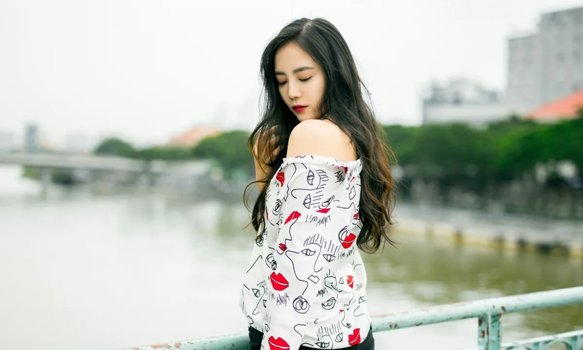 Inspirasi 5 Gaya Rambut Butterfly Cut yang Bisa Membuat Lebih Stylish dan Elegan