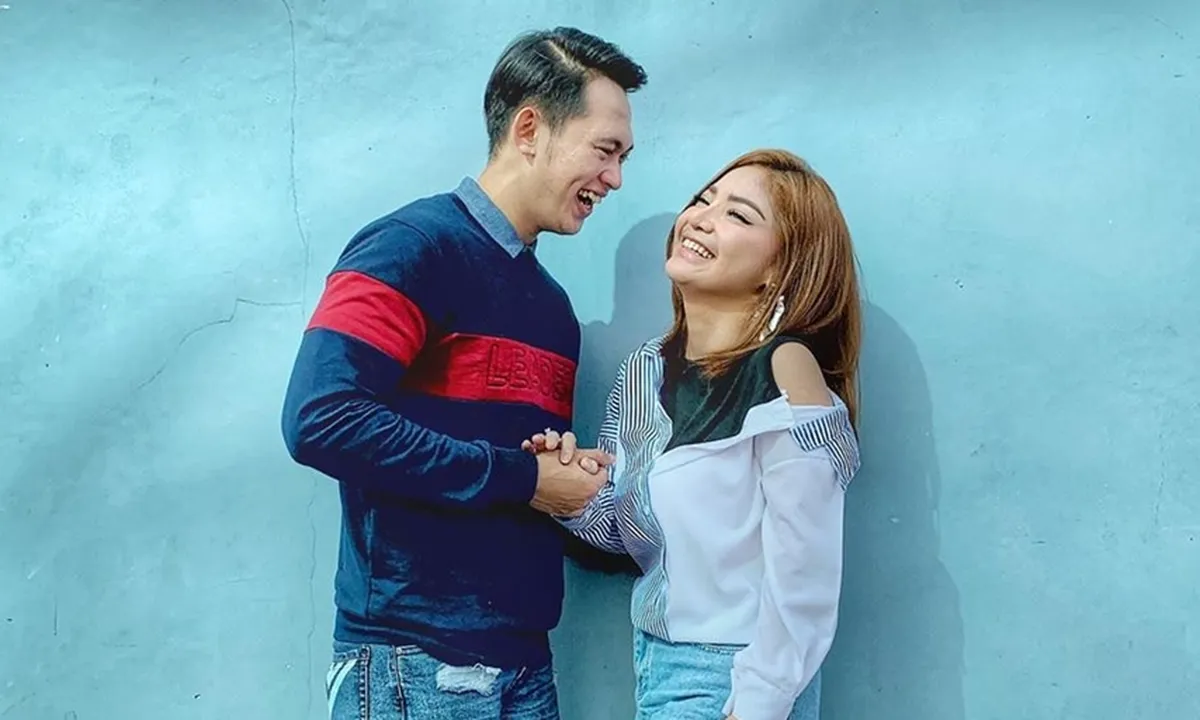Irfan Sbaztian Dianggap Matre, Keluarga Irma Dharmawangsa Tak Beri Restu