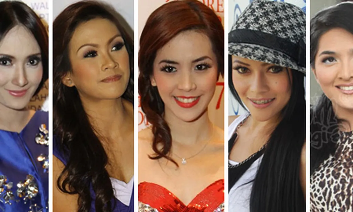 Istri-Istri Penyanyi Pun Serius Menyanyi