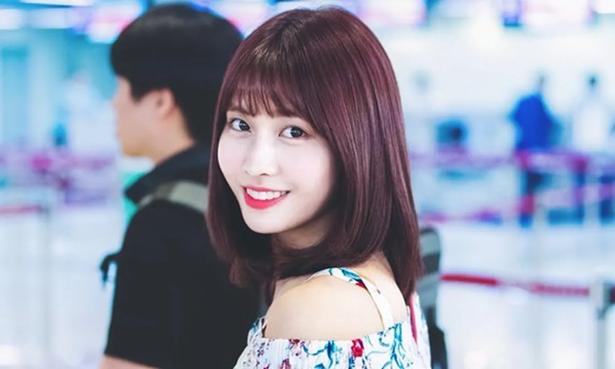 Jadi Trending, Dahi dan Poni Momo TWICE Kalahkan Peluncuran iPhone 11