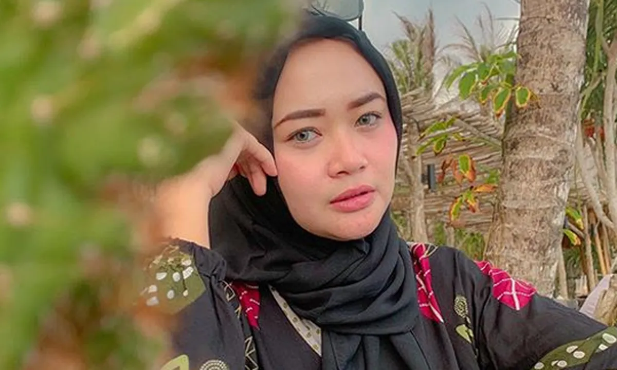 Jenita Janet dan Danu Sofwan Resmi Menikah, Postingan Galau Mantan Istri Jadi Sorotan