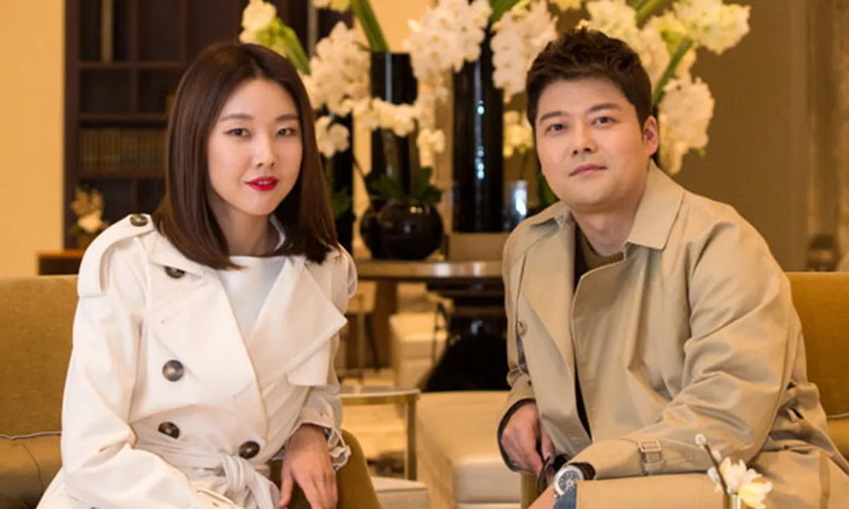Jun Hyun Moo - Han Hye Jin Dirumorkan Putus, Agensi Beri Jawaban