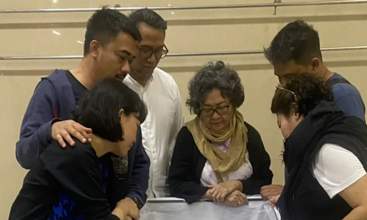 Kabar Duka, Ayah Indy Barends Meninggal Dunia
