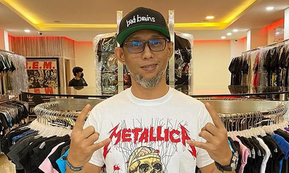 Kabar Duka, Musisi Eben Burgerkill Meninggal Dunia