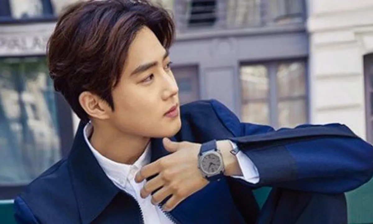 Kaki Terlalu Putih, Suho EXO Dikira Pakai Stoking
