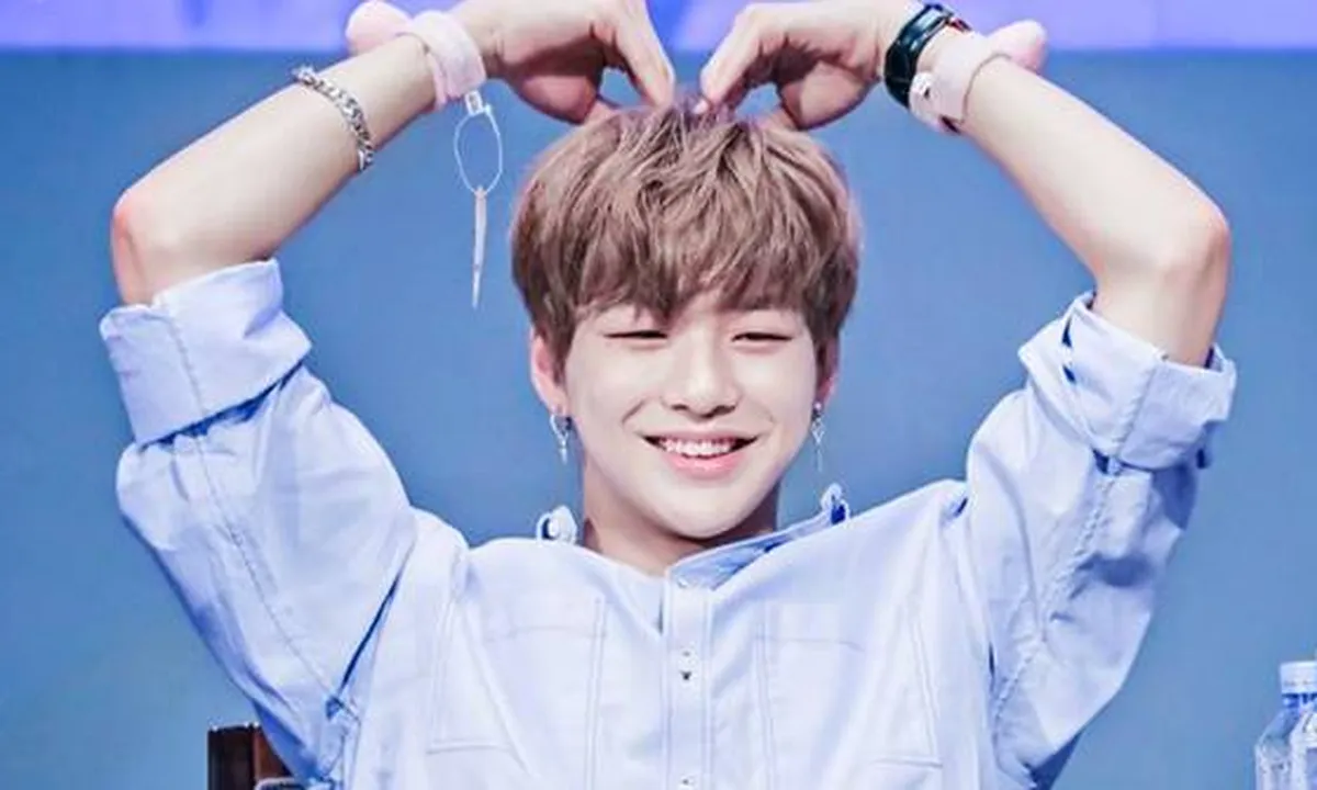 Kang Daniel Beri Komentar Soal Dirinya Punya Banyak Penggemar Cowok