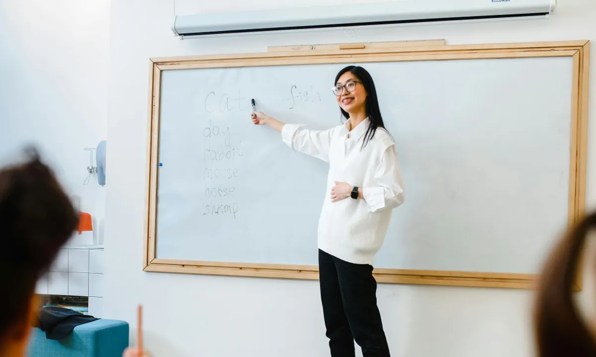 Kata Kata Terima Kasih untuk Guru Terbaik yang Menyentuh Hati