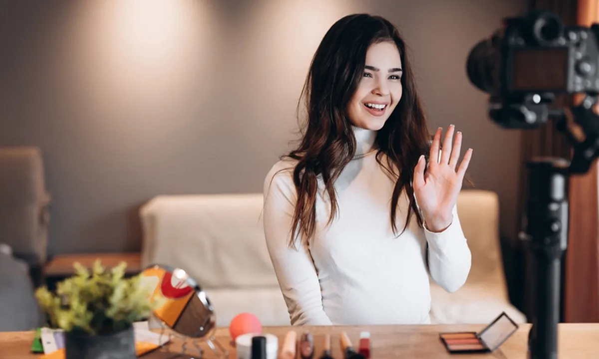 Kejar Passion Jadi Influencer, Ini Modal Penting Pikat Viewer Saat Live Streaming