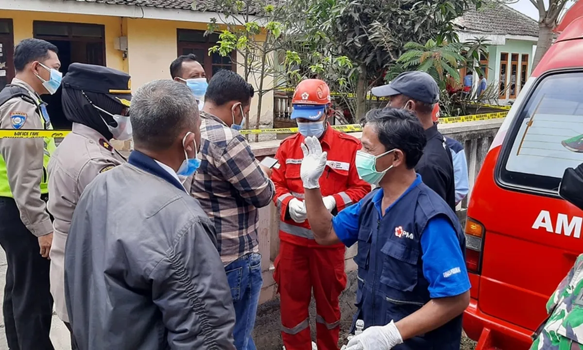 Kerangka Manusia Ditemukan Terbungkus Tiga Selimut