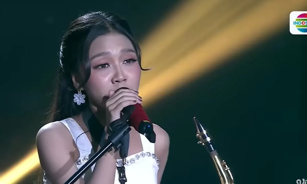 Khinan Dangdut Academy 8 Tuai Standing Ovation dari Dewi Perssik, Lesti Sampai Terharu