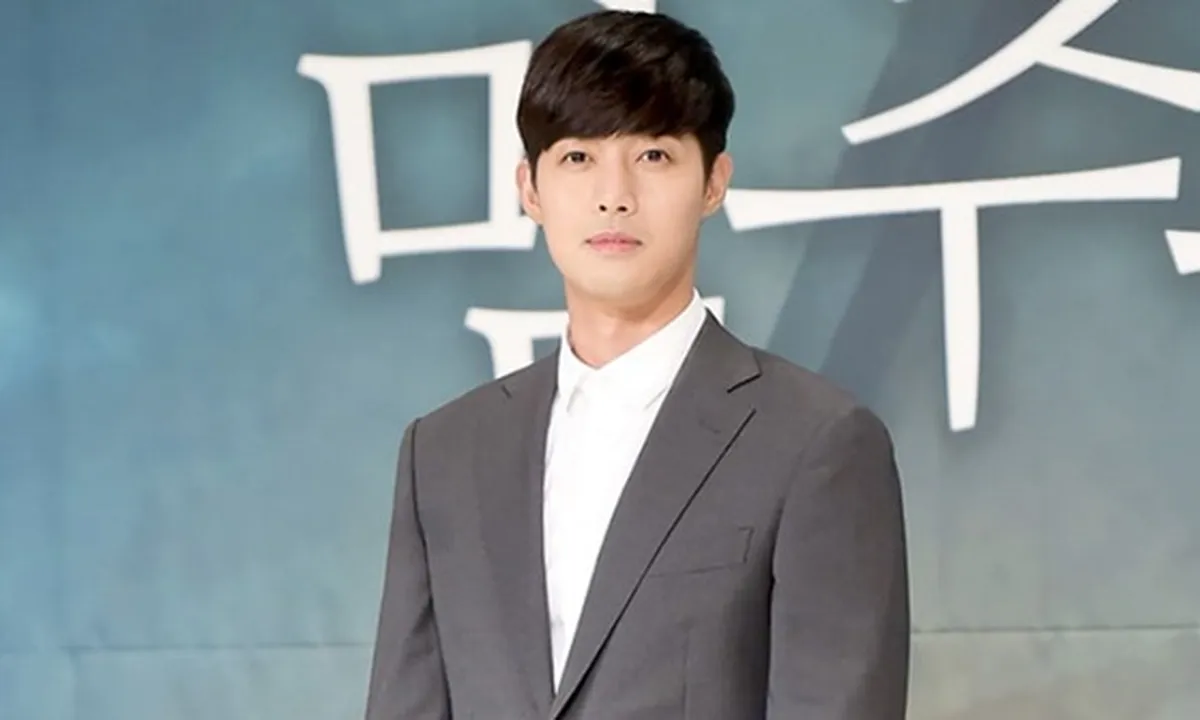 Kim Hyun Joong Curhat Belum Pernah Bertemu Dengan Putranya