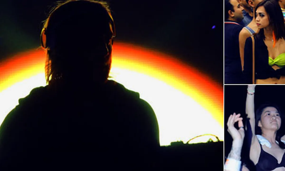 Konser Hot David Guetta, Parade Hotpants Sampai Bra!