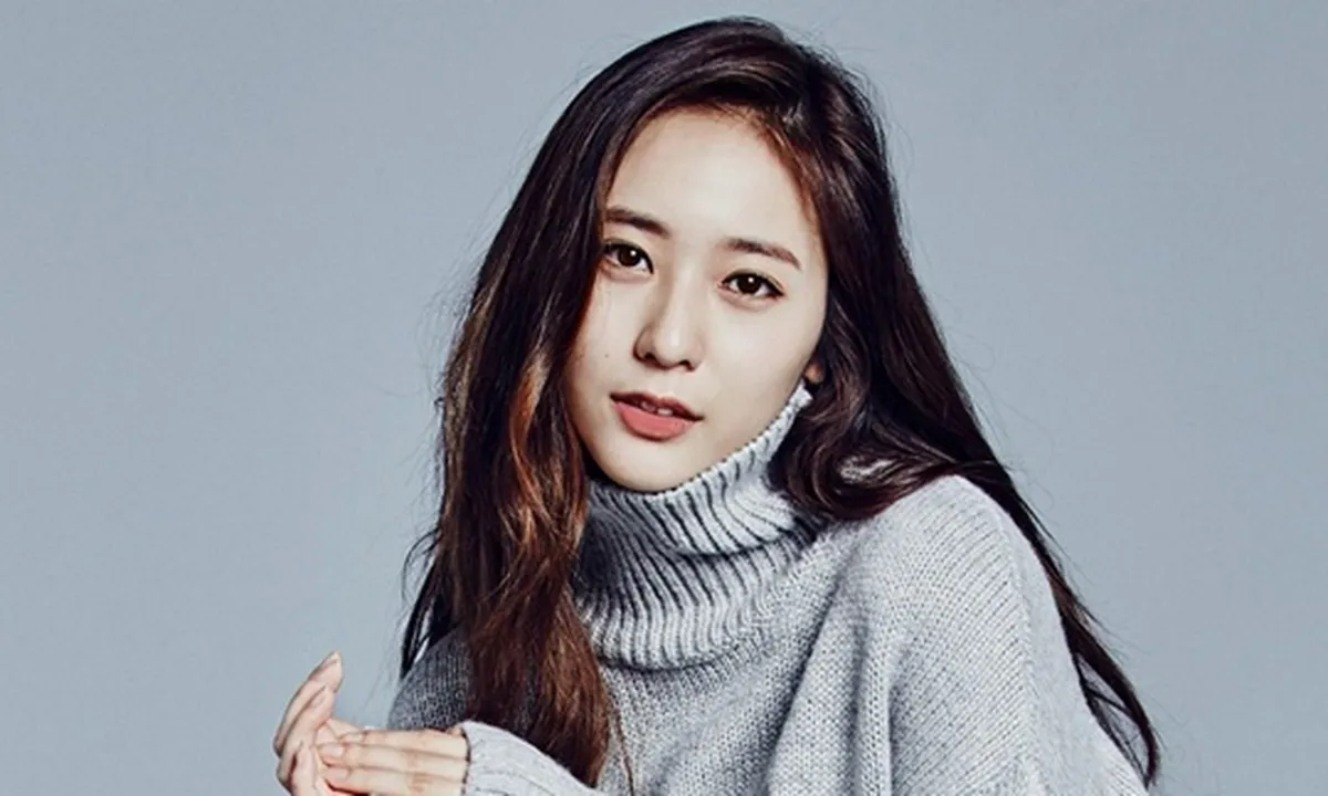 Krystal Dikabarkan Telah Hengkang dari SM Entertainment