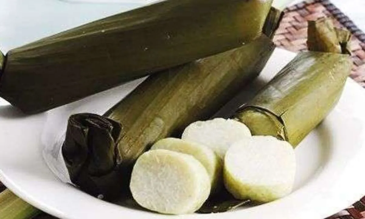 Langkah Praktis Membuat Lontong Tanpa Menguras Gas Elpiji