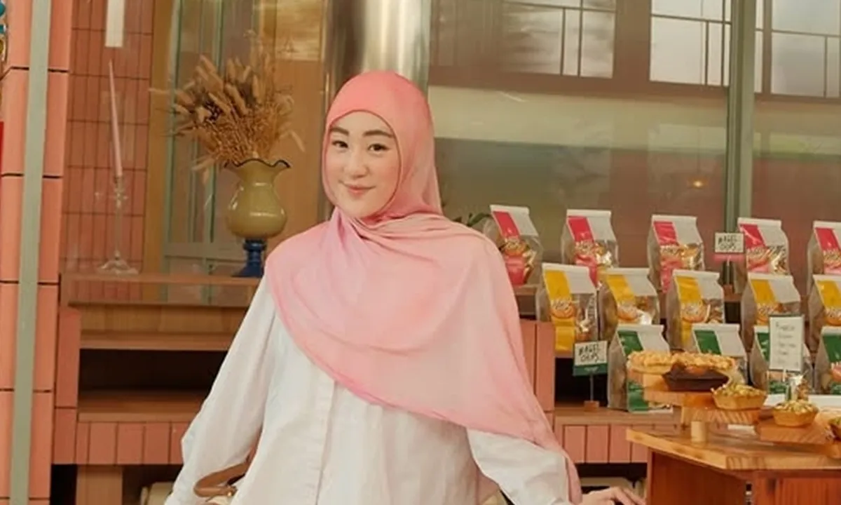 Larissa Chou Bongkar Alasan Cerai dengan Ikram Rosadi