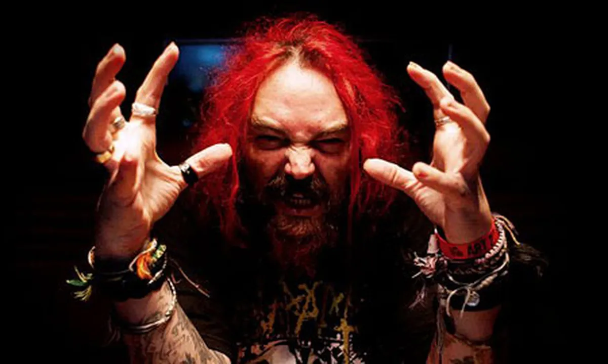 Lebih Dekat Dengan Max Cavalera