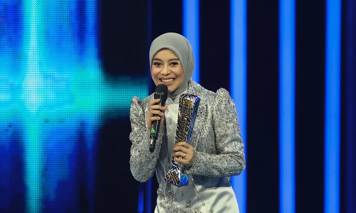 Lesti Kejora Ungkap Momen Manis Jadi 'MUA' Pribadi Suami