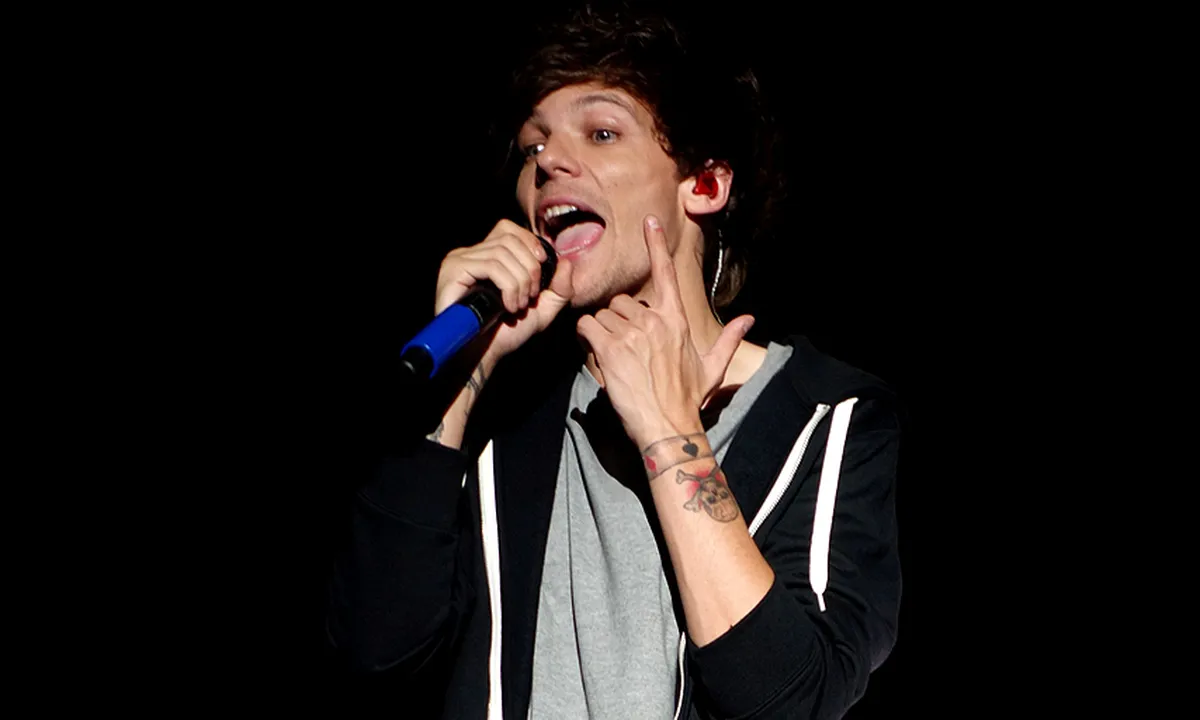 Louis Tomlinson Sebut One Direction Adalah Nama Grup Yang Lucu