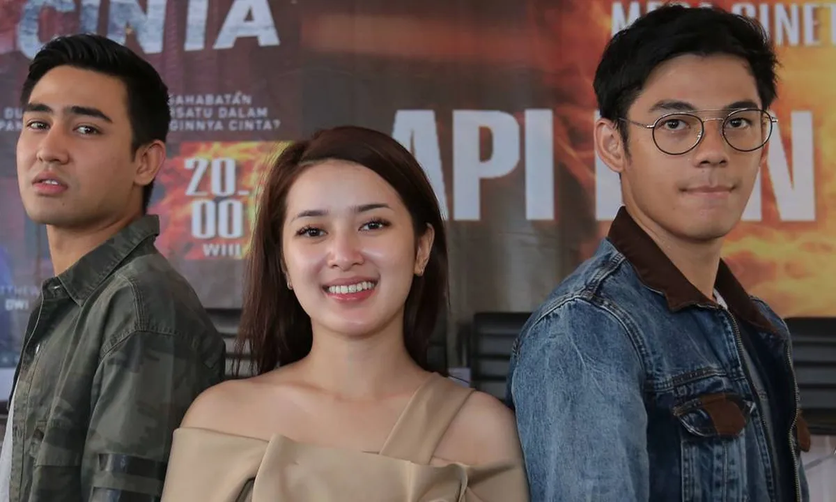 Main sinetron Api dan Cinta, Shandy William Disukai Tiga Gadis Sekaligus