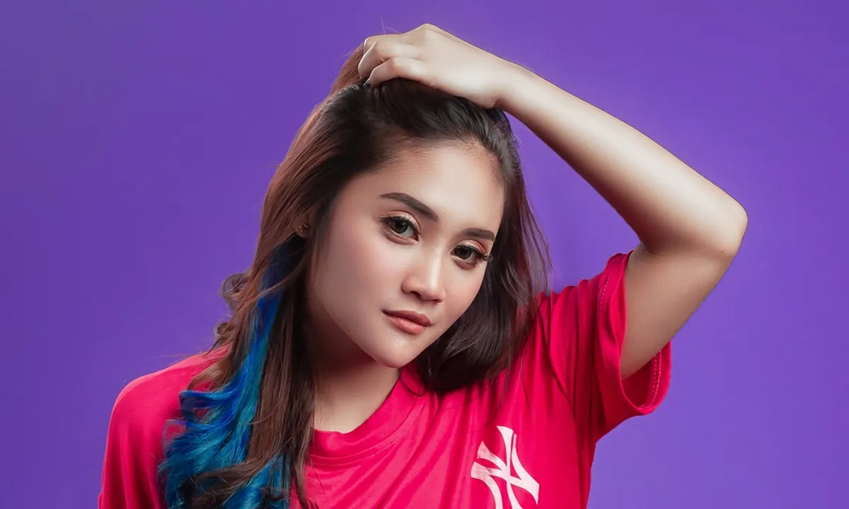 Mala Agatha Senang Lagunya Berjudul Tania Trending di Youtube