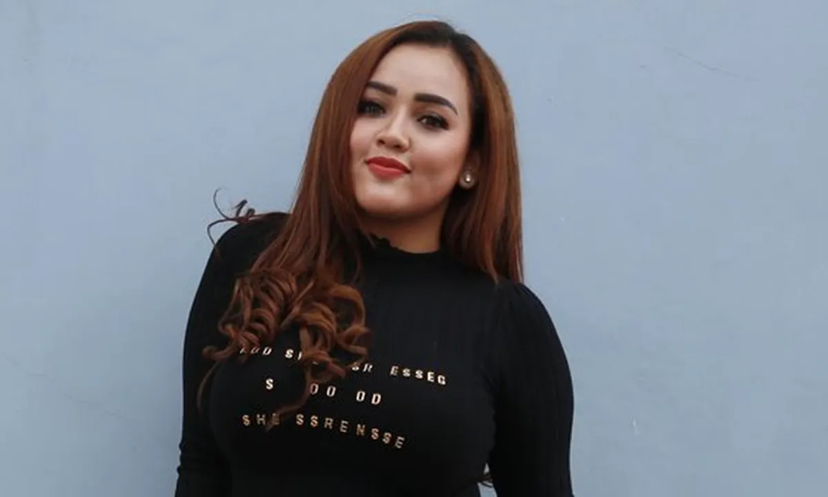 Mama Sakit Karena Syok, Clara Gopa Minta Wartawan Tak Datangi Rumahnya