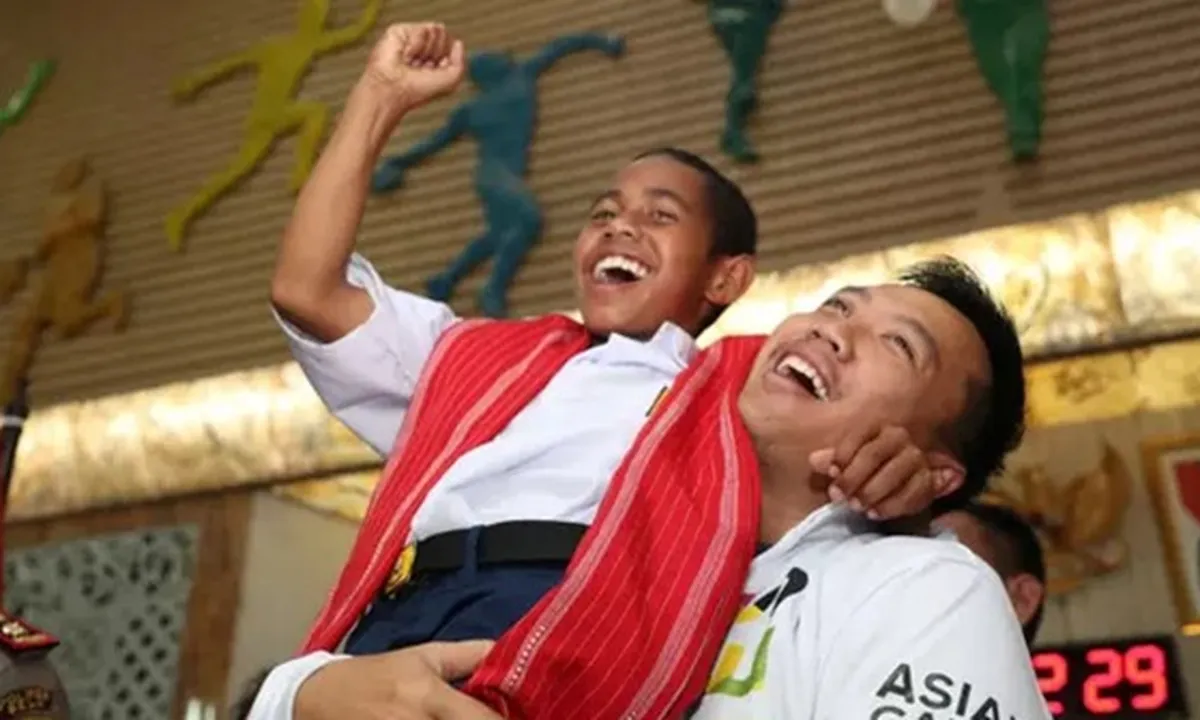 Masih Ingat Joni si Pemanjat Tiang Bendera? Kini Rumahnya Sudah Dipercantik
