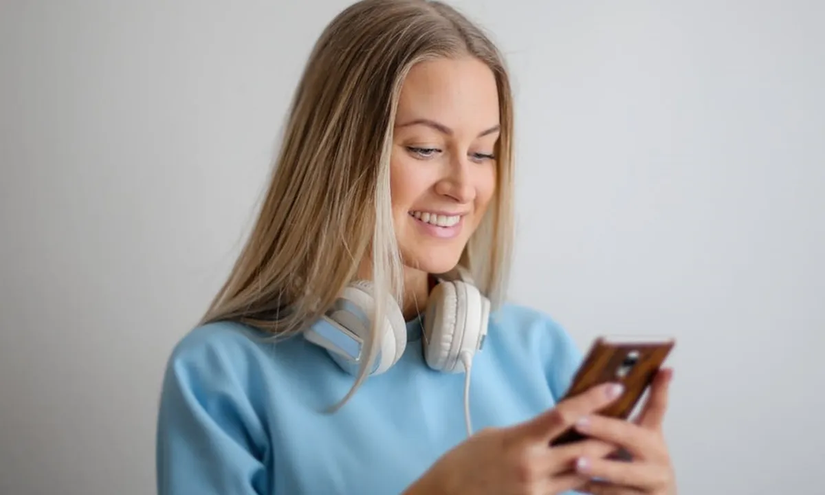 Mengenal Meta AI dan Cara Menggunakannya di WhatsApp, Instagram, dan Facebook