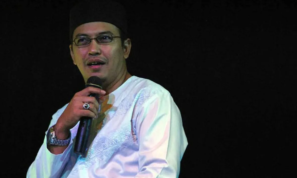 Mengenang Uje, Karya - Karya Terbaik Sang Ustad Gaul