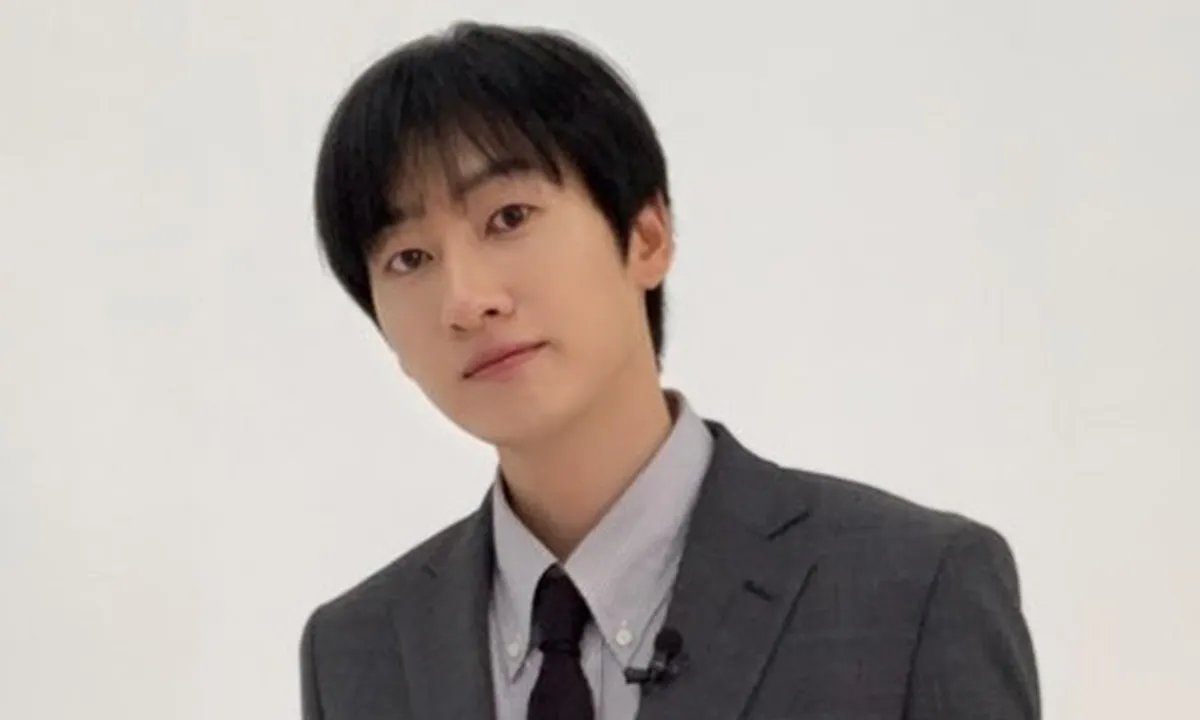 Menyentuh Hati, Eunhyuk Super Junior Tarik Perhatian di Program 'There Is No House For Us In Seoul'