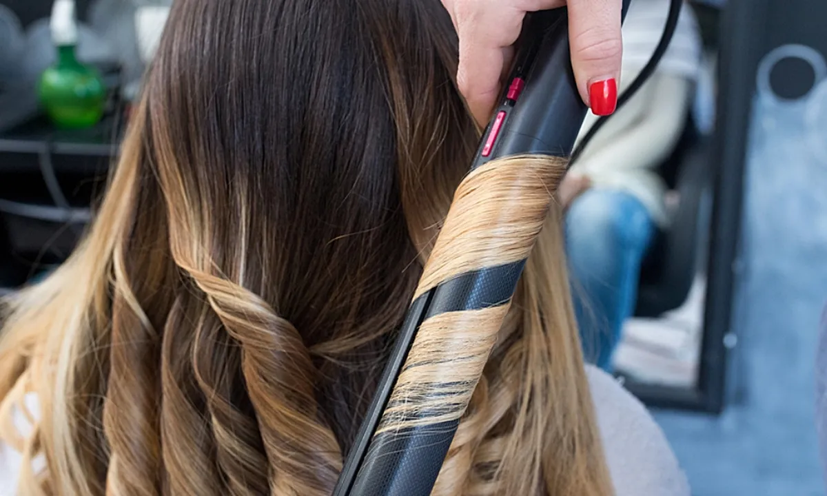Menyingkap Sejarah dan Fakta Unik Alat Pengeriting Rambut